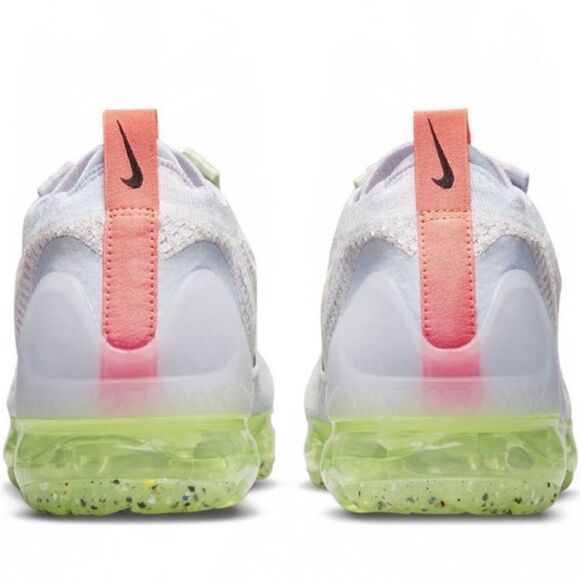 NWT NIKE Air Vapormax FK Sneaker Light Bone/Black/Lime Ice DC4112 003 Size 6 - Picture 5 of 10